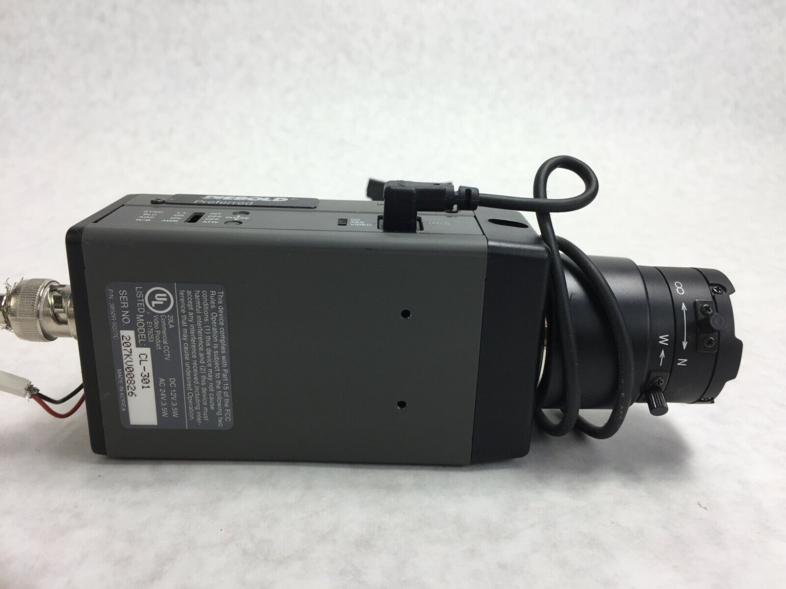 Diebold Preferred CL-301 w/ Computer 3.5-8mm 1:1.4 1/3" Digital Security Camera