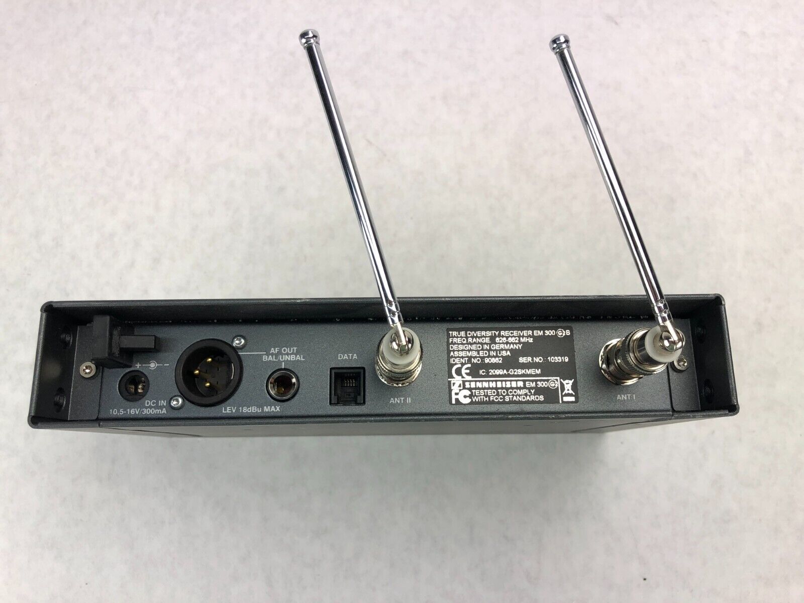 Sennheiser True Diversity Receiver EW300G2 Wireless Microphone System