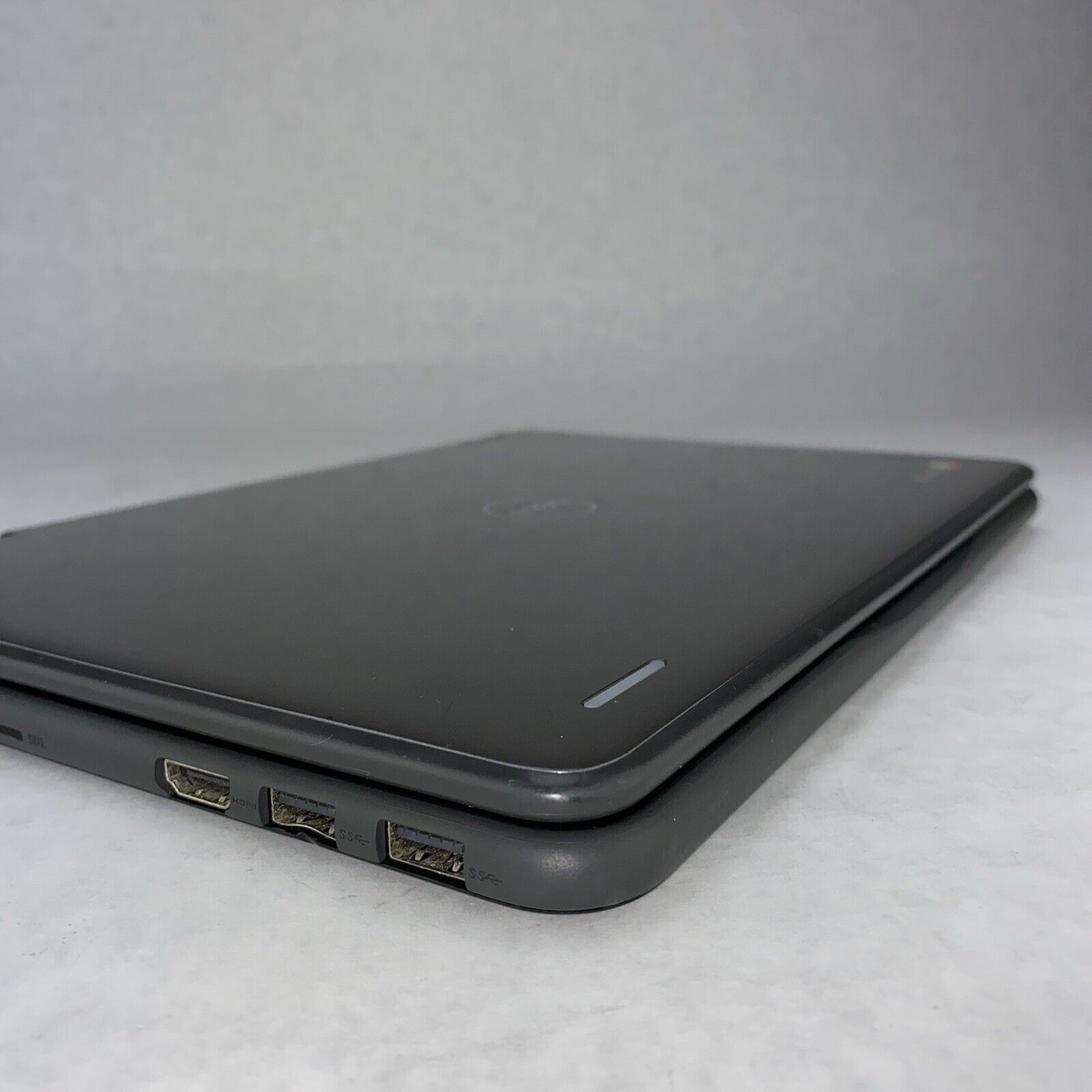 Dell Chromebook 11 3189 P26T 11.6" Touch Celeron N3060 1.60GHz 4GB 32GB w/AC Adp