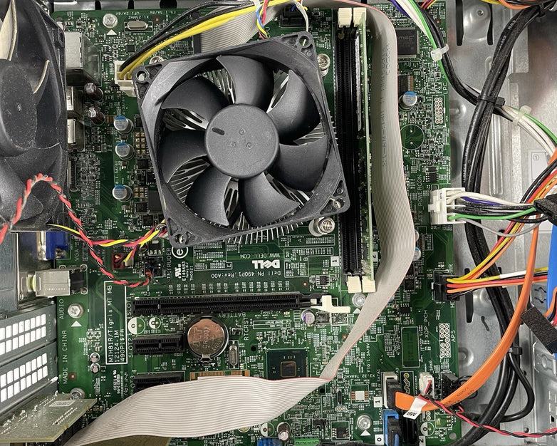 Dell Optiplex 3020 MT i5-4570 3.20 GHz 4 GB RAM No HDD/OS