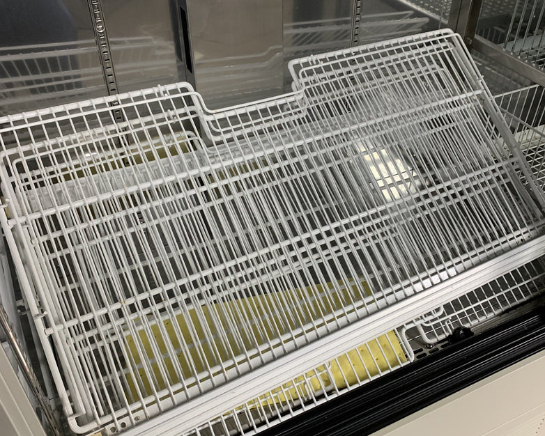 Sanyo MPR-1013r Medicool Pharmaceutical Refrigerator 1034L 115V Powers Cools