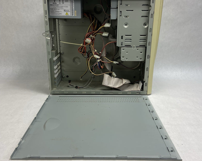 Vintage Unbranded Beige Mid Tower Computer Case PowerMan FSP300-60BTV 300W PSU