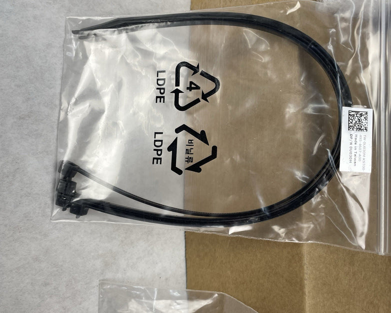 Dell PowerEdge Mounting Rack Rail Kit RCKRL,CMA,SPR,1U DP/N 0TYYJN