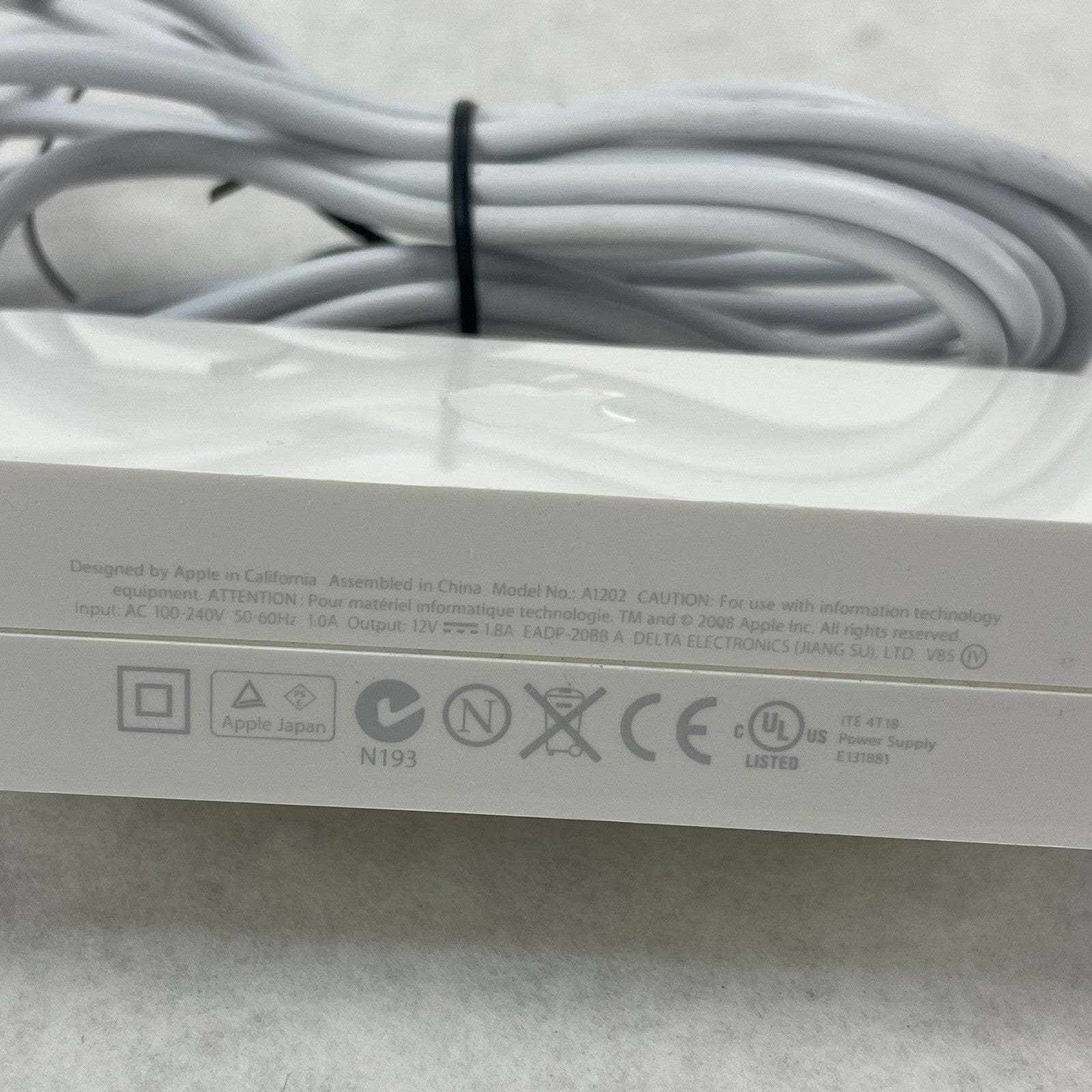 Genuine OEM Apple A1202 Charger 12V 1.8A 22W AC Adapter Lot of 34