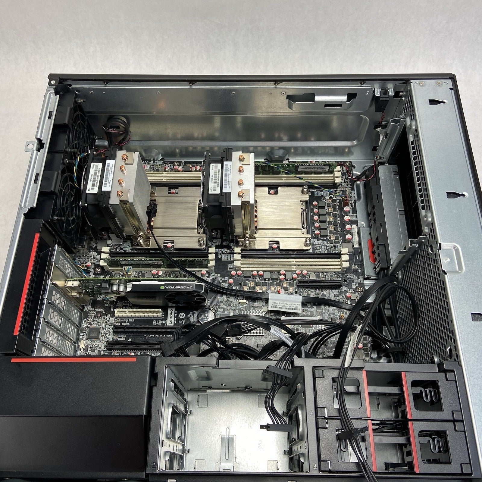 Lenovo ThinkStation P710 2x Intel Xeon E5-2620 V3 2.4GHz 32GB RAM No HDD No OS10