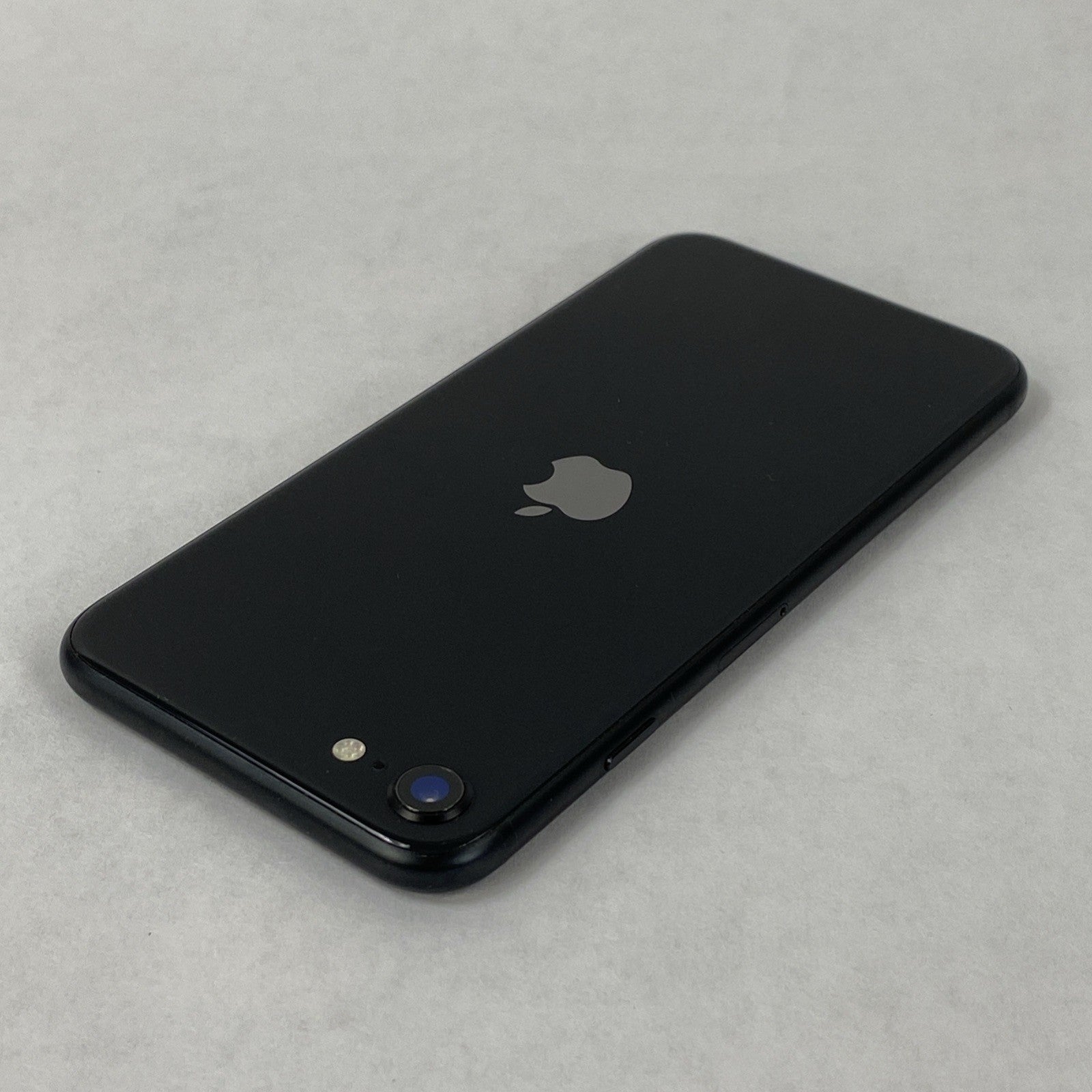 Apple iPhone SE 2nd Gen A2275 64GB AT&T 4.7" Black IOS 26.1 83% Battery Health16