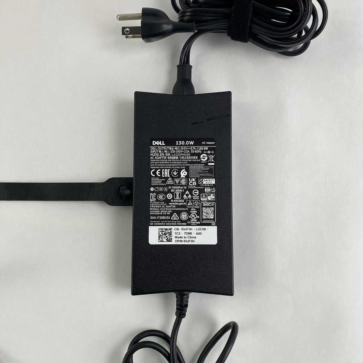 Dell LA130PM190 130W Small Barrel AC Adapter lot of 45