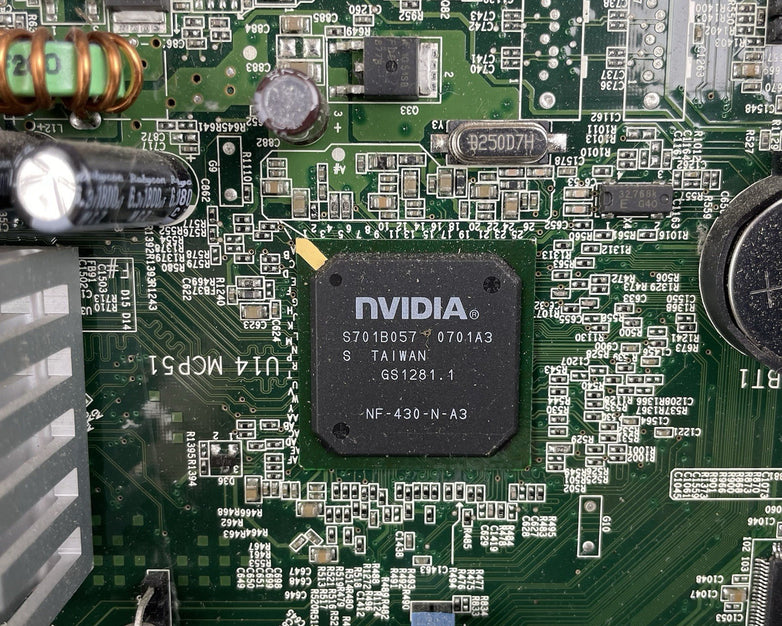 DELL Dimension C521 DT AMD Athlon 64 x2 1.90 GHz 1 GB Ram DVD-RW No HDD No OSS