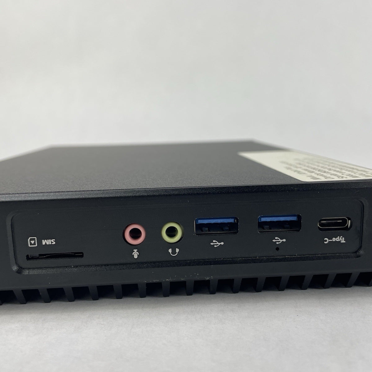 Mvix Xhibit Plus Celeron 3865U 1.80 GHz 4 GB RAM No SSD/OS/AC3