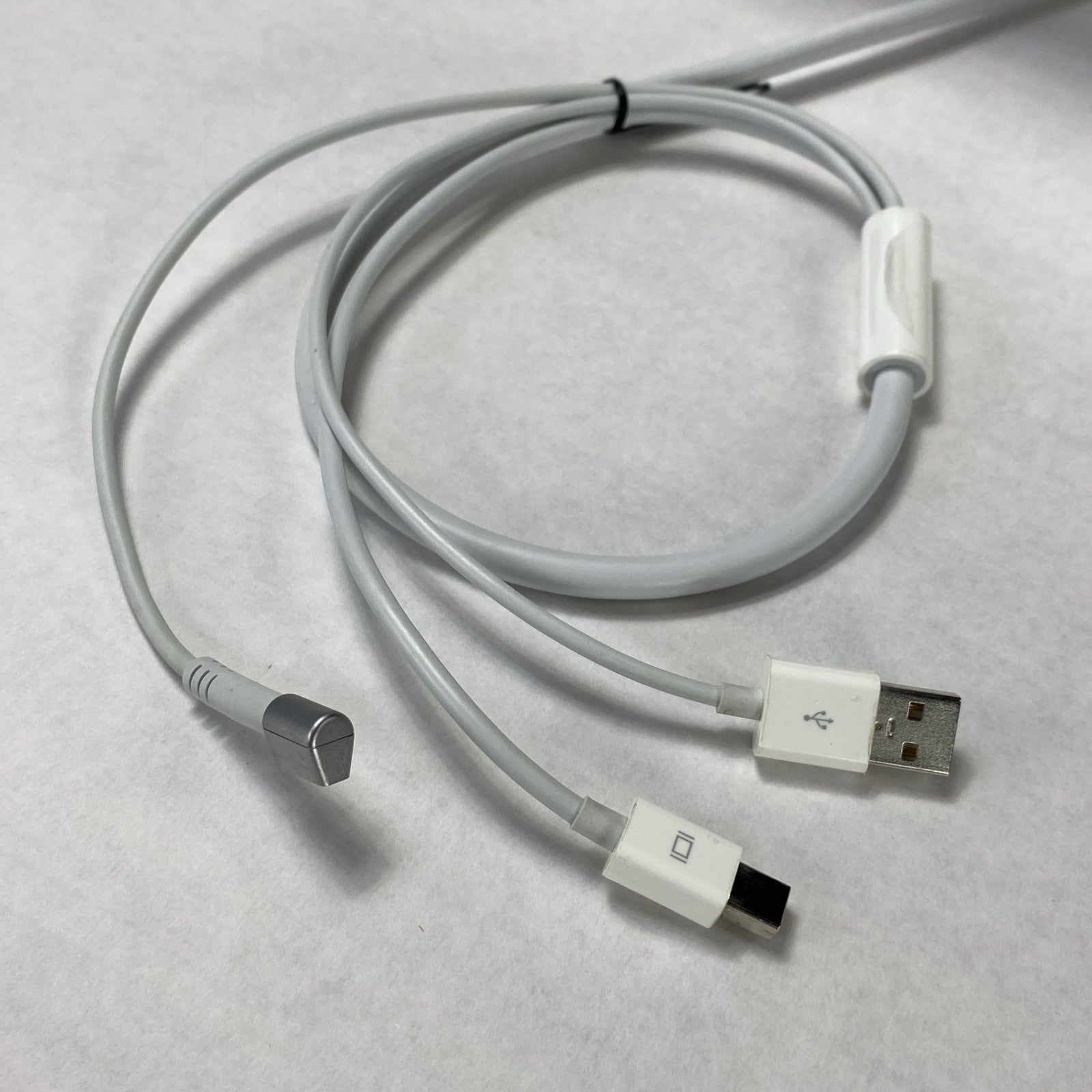 Apple A1267 24" LED Cinema Display Monitor