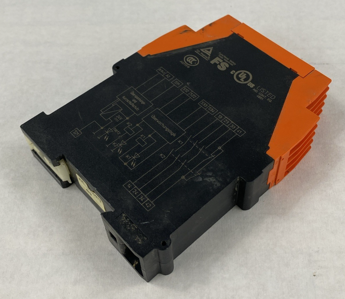 E. Dold and Sohne LG5925.48/61 Emergency Stop Module