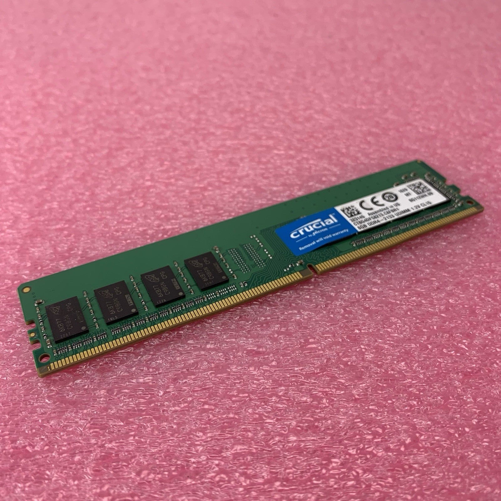 Micron Crucial CT8G4DFS8213.C8FBR1 DDR4-2133 8GB 1Rx8 Desktop Memory RAM0