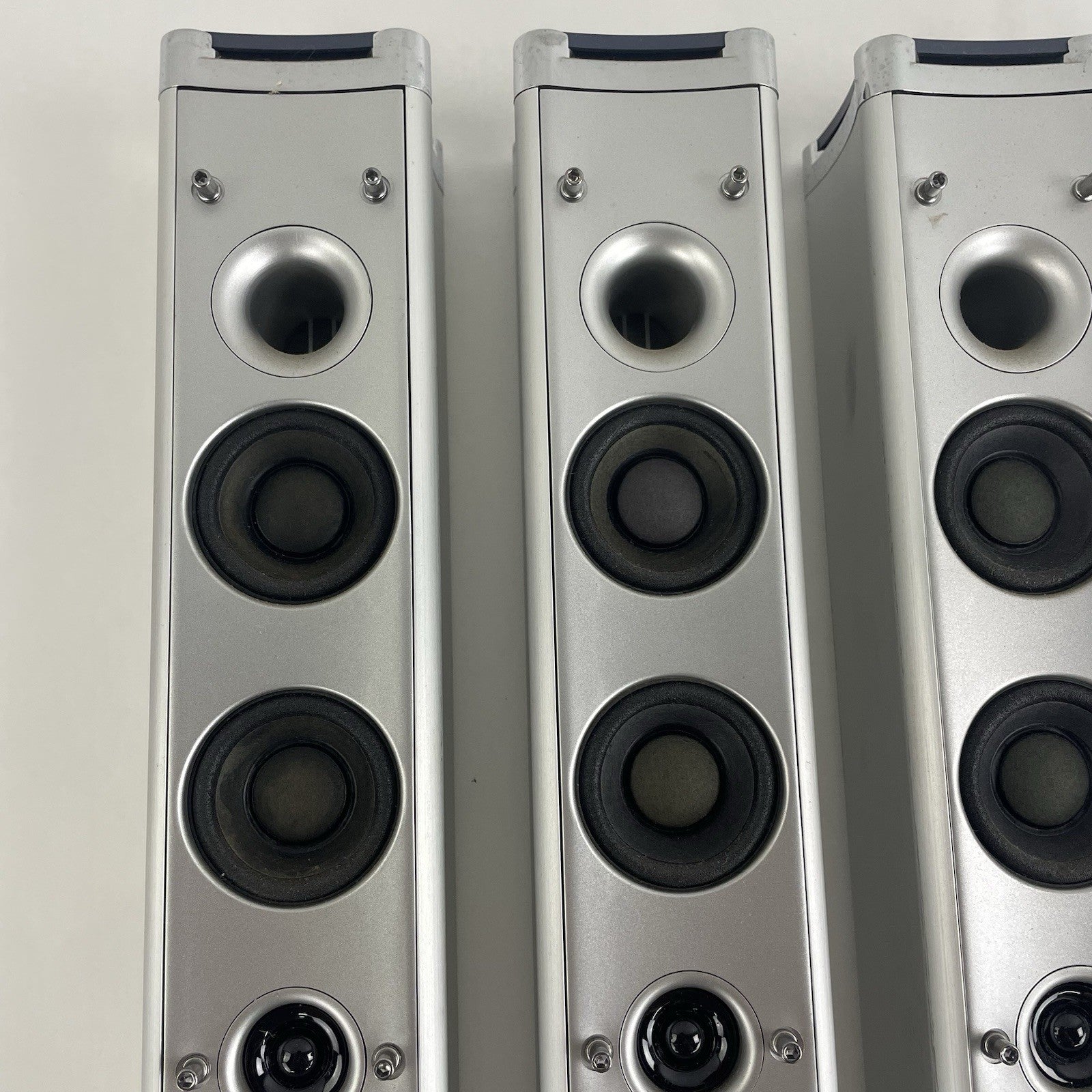 Sony SS-TS551 Surround Speakers Silver 4x3
