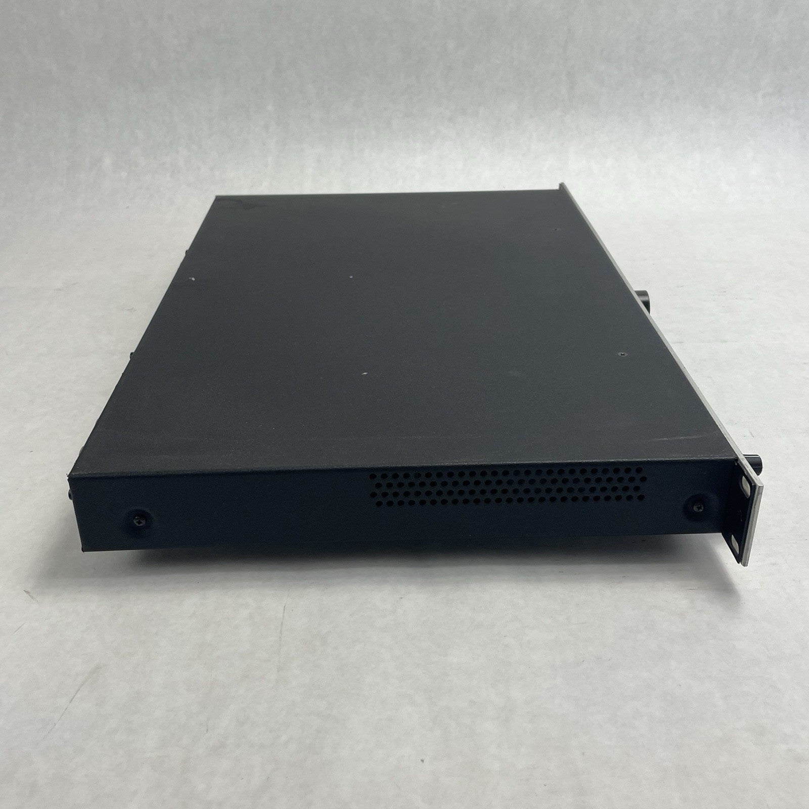 Klark Teknik DN-8000 Speaker Processor Tested For Parts5