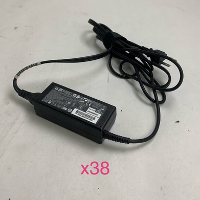Lot of 38 HP PPP019L-S 65W AC DC Adapter Charger