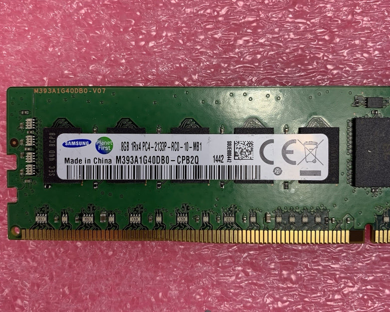 Samsung M393A1G40DB0-CPB2Q PC4-2133P-RC0-10-MB1 8GB 1Rx8 Desktop Memory RAM
