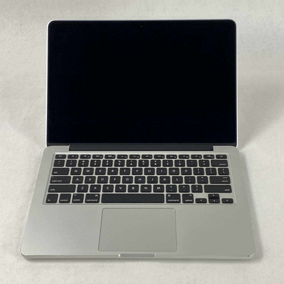 Apple MacBook Pro A1502 2015 Retina 13" 2.70 GHz i5 8 GB RAM 250GB SSD os11.7.106