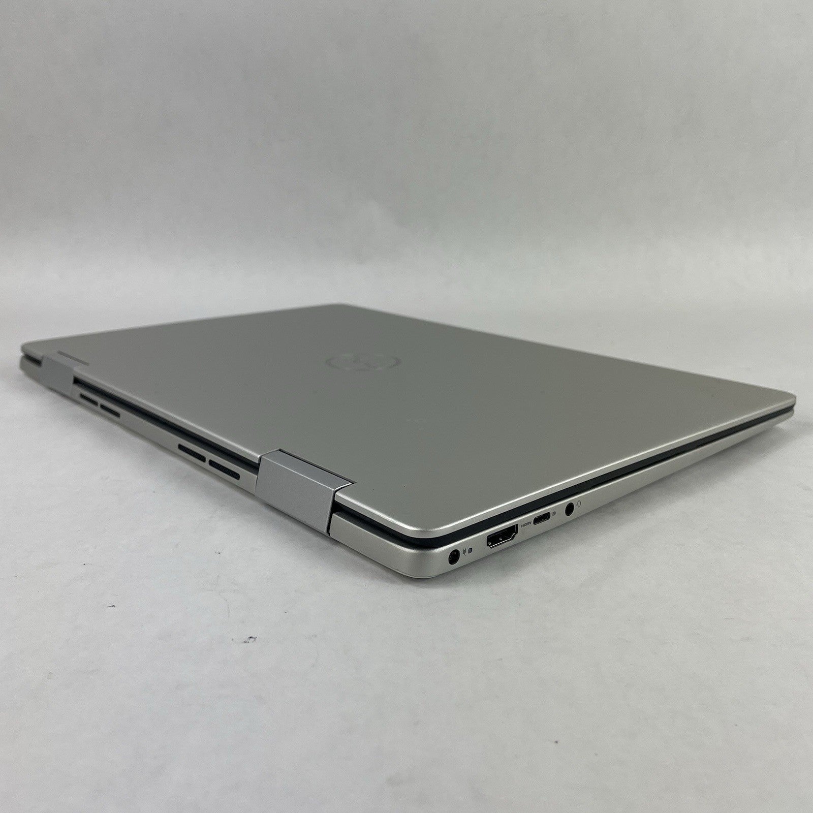 Dell Inspiron 7586 15.6" i5-8265U 1.60 GHz 8 GB RAM No SSD/OS/AC/Batt9