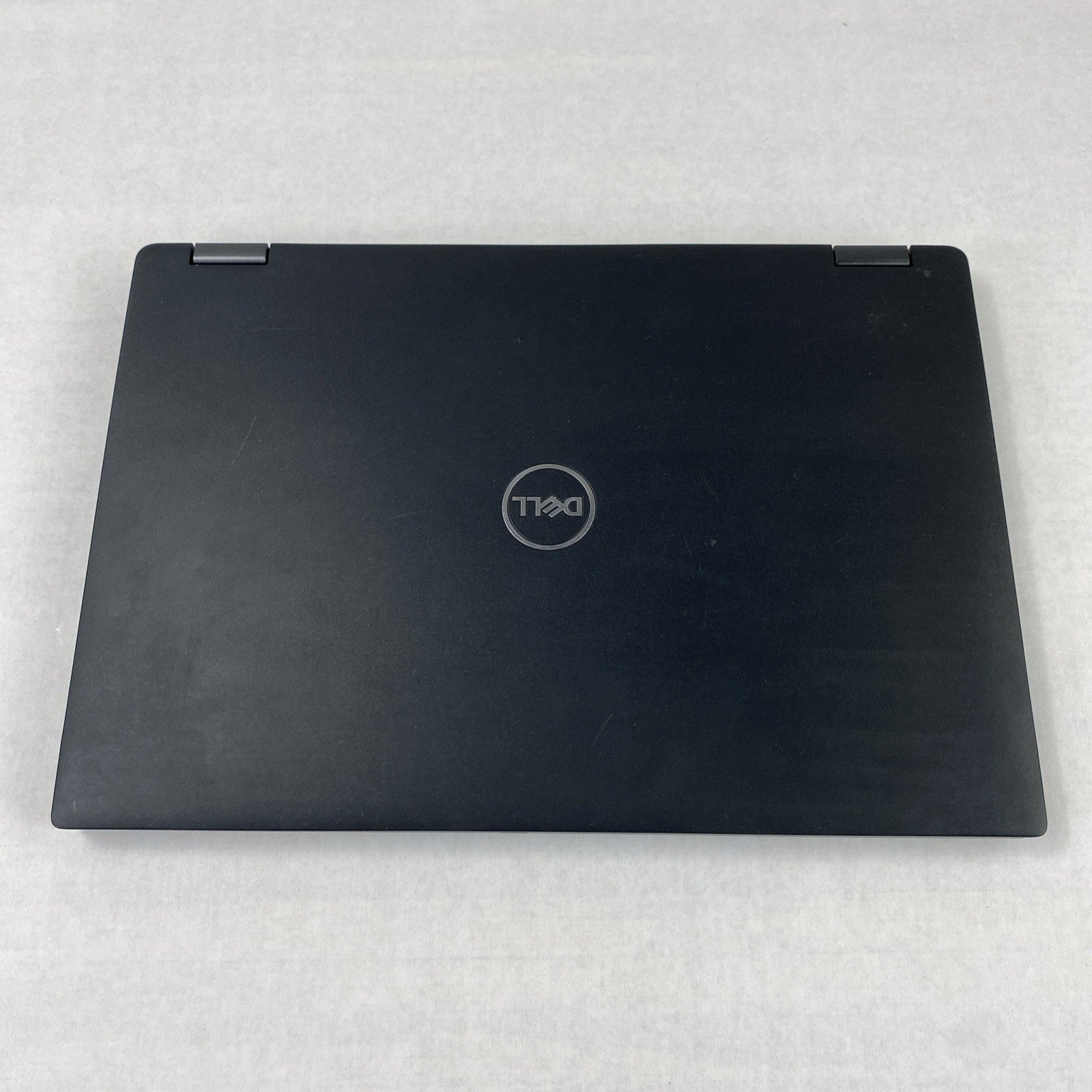 Dell Latitude 7390 2 in 1 13.3" Touch i5-8250U 1.60 GHz 8 GB RAM No HDD No OS