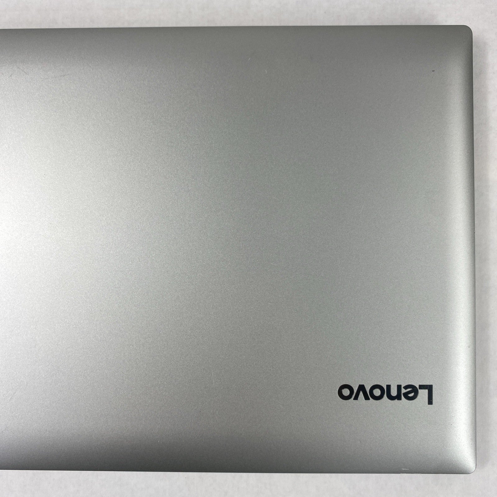 Lenovo IdeaPad 330-17IKB Core i7-8550U 1.80 GHz 16 GB RAM 17.3" No HDD No OS