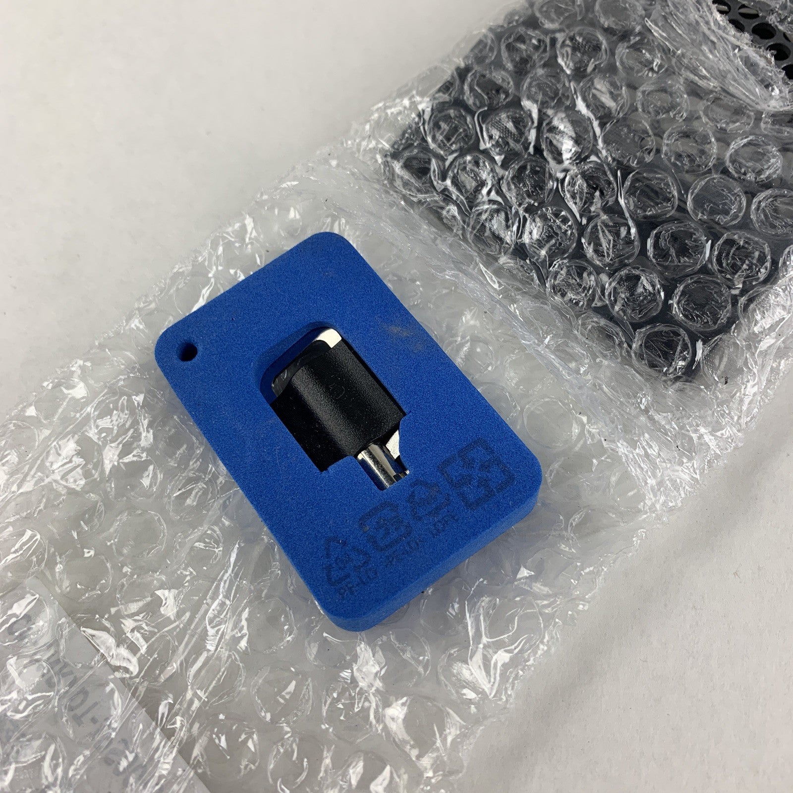 Dell 0NR7DT Poweredge Front Faceplate Bezel New OEM w/ Key