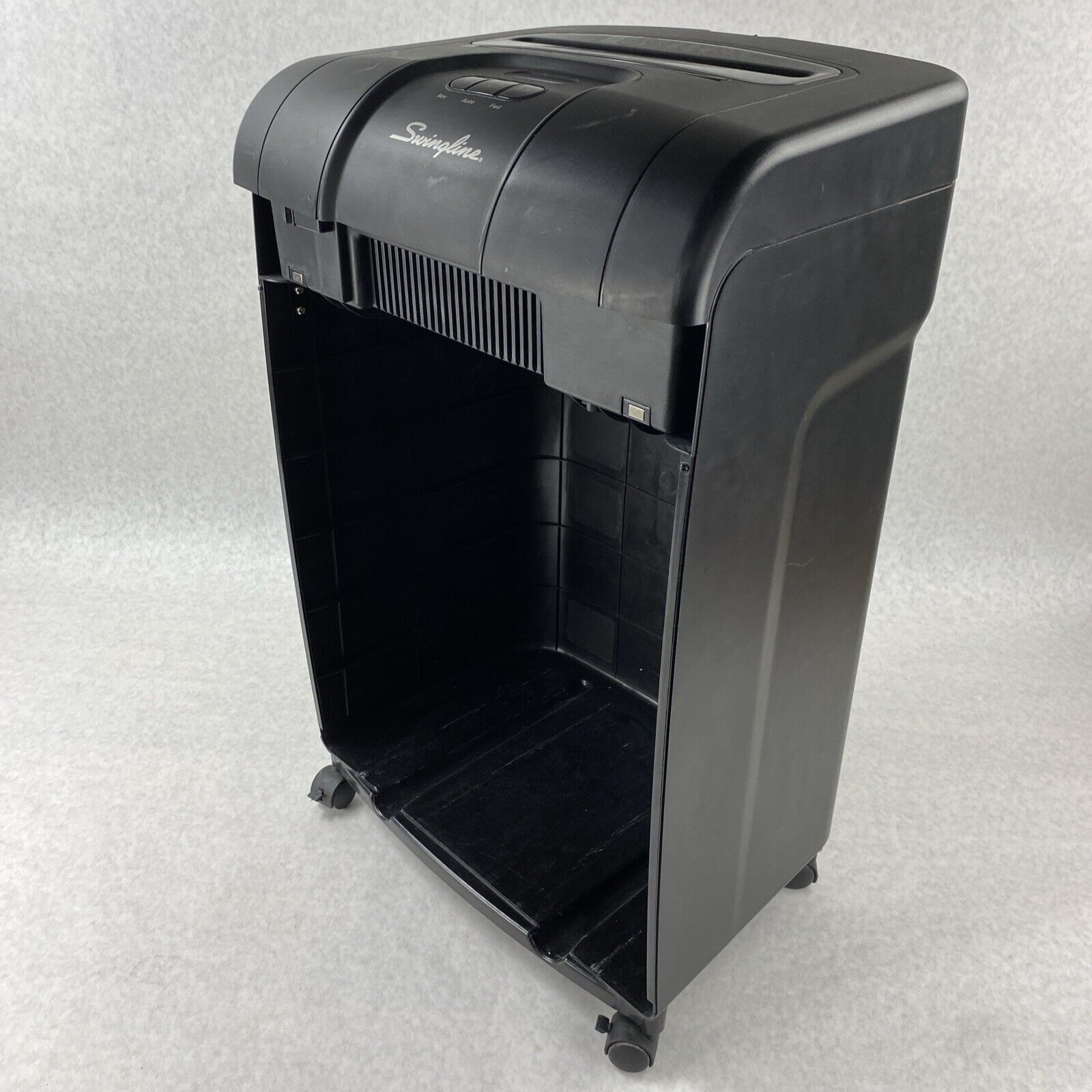 Swingline SX19-09 Super Cross-Cut Jam Free Shredder SWI1758493