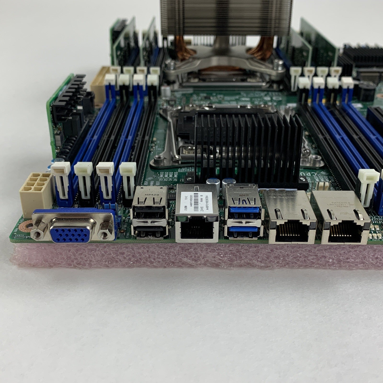Intel S2600CW Motherboard H12883-273 1x Xeon E5-1620V4 3.5 GHz 32 GB Ram Tested