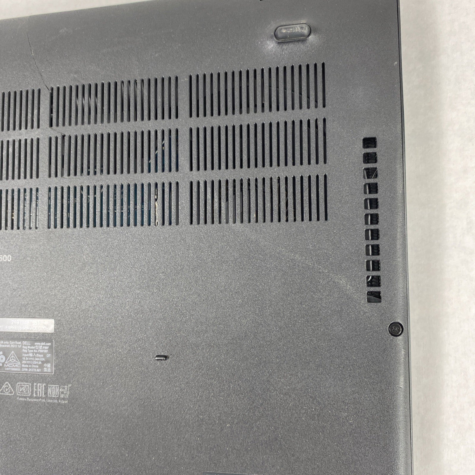 Dell Latitude 5500 Intel Core i5-8365U 1.60GHz 8GB RAM 15.6" No HDD No OS