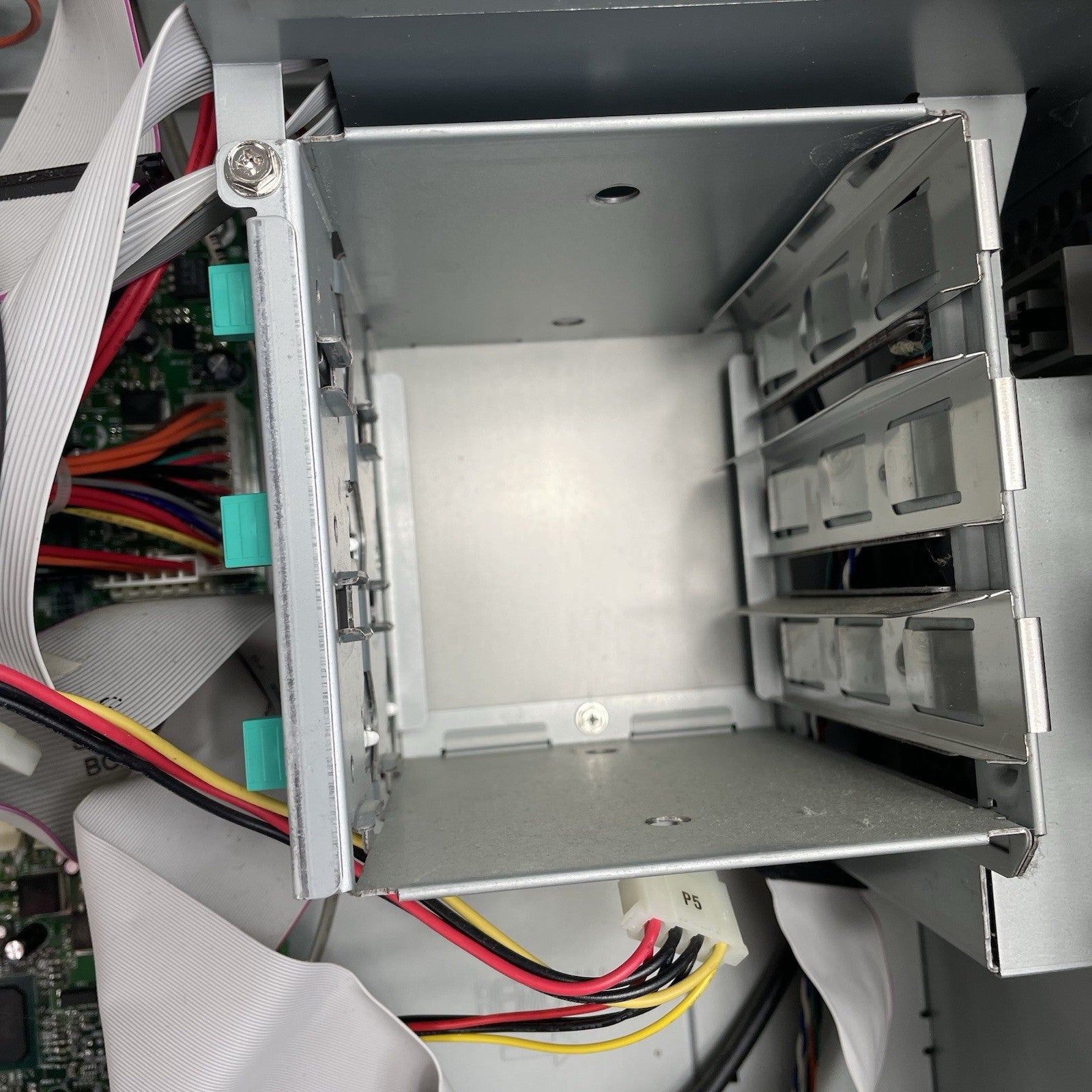 Gateway E-4600 MT Intel Pentium 4 1.90 GHz 512 MB RAM No HDD No OS