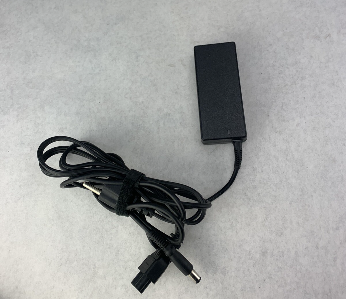 Dell HA65NS5-00 AC Adapter 19.5V 65W (Lot of 5)