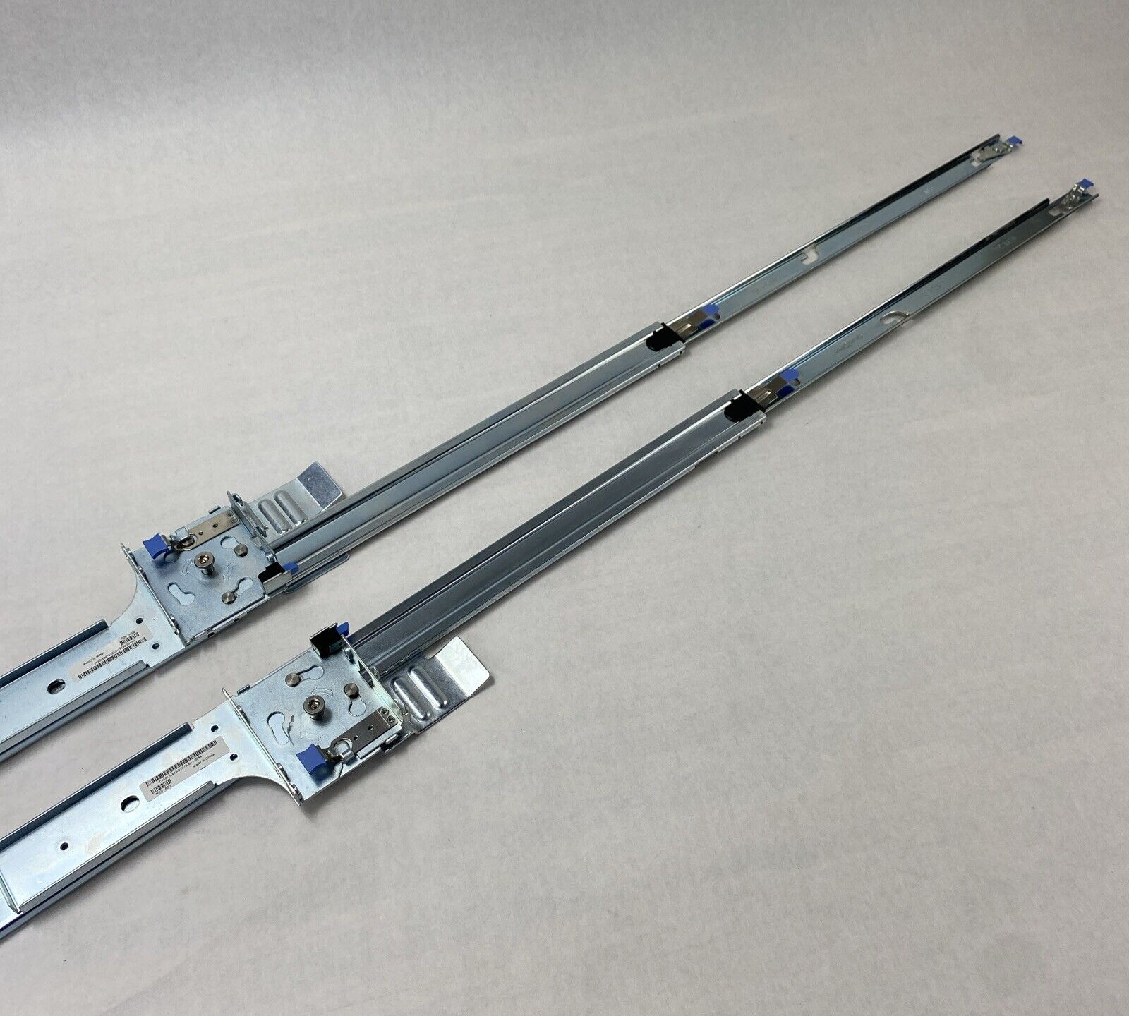 Dell UN443 GM761 WC369 RP267 Left and Right 2U PowerEdge Server Rapid Rail Set