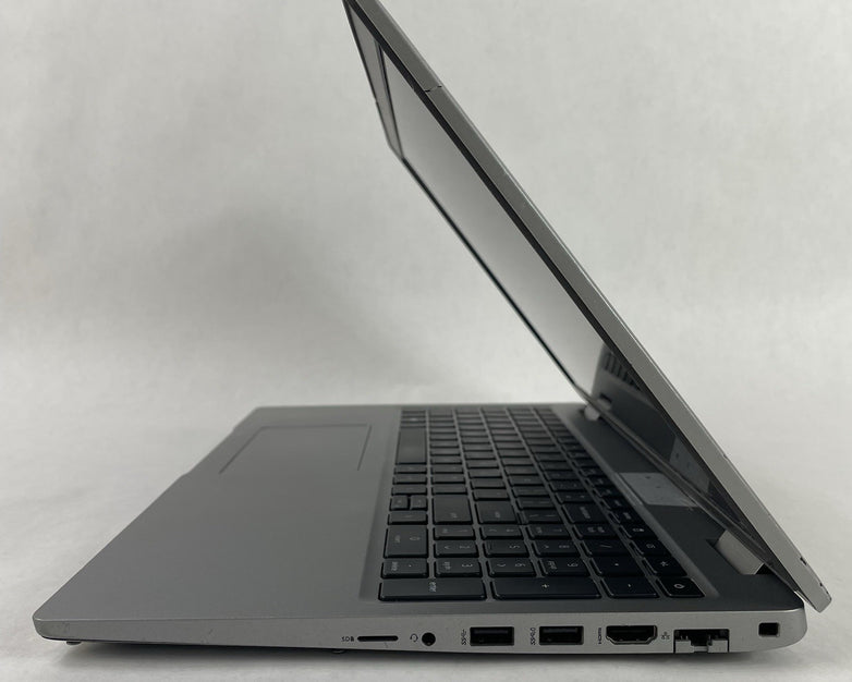 Dell Latitude 5520 15.6" i5-1135G7 2.40GHz 8GB RAM No SSD/OS/AC/Batt - Scratched