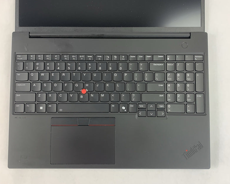Lenovo ThinkPad P16s Gen3 Ultra 7 155H 1.4 GHz 32 GB RAM Heat Spots No OS/SSD/AC