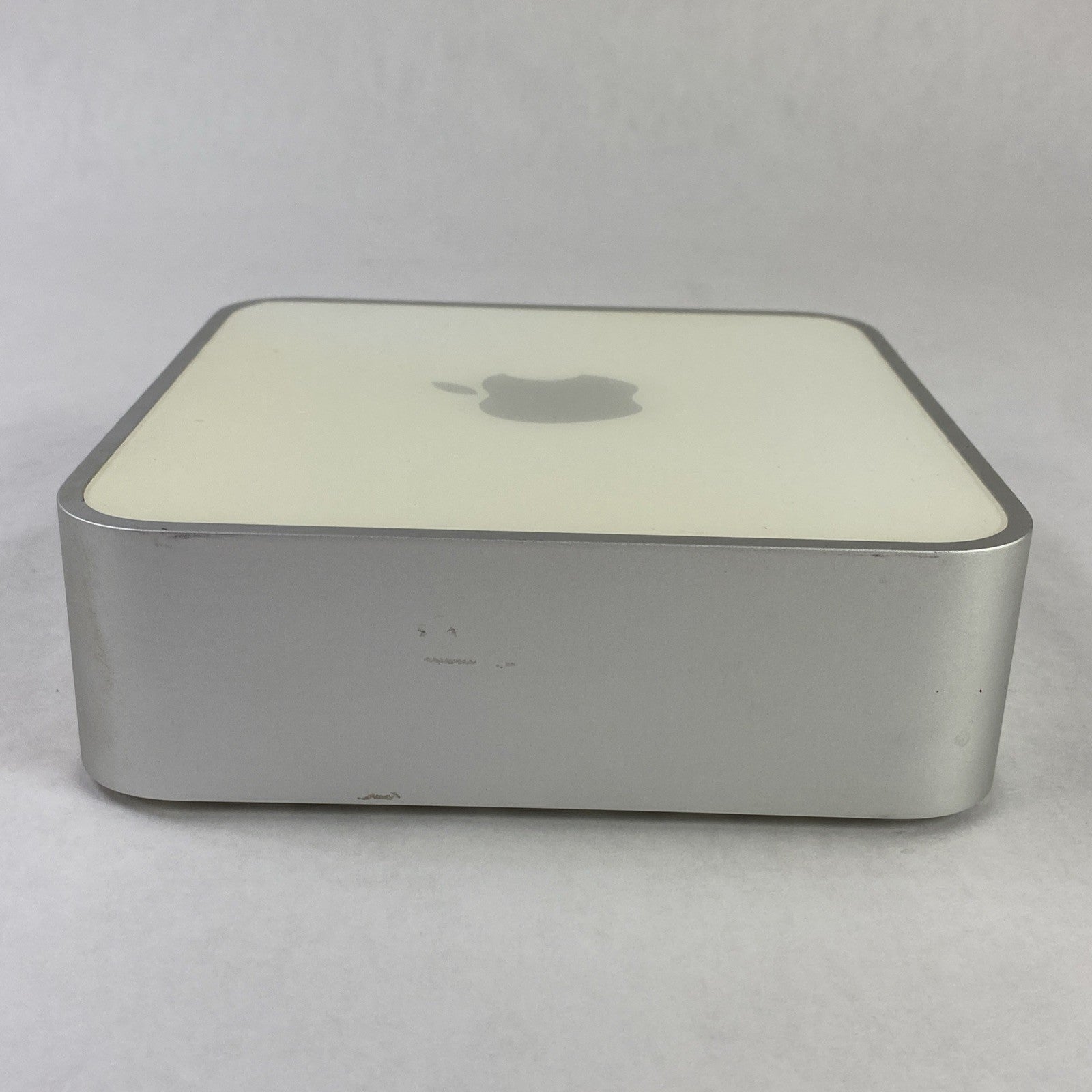 Apple Mac Mini A1176 2006 Core Solo T1200 1.5GHz 512MB RAM No HDD No OS No AC6