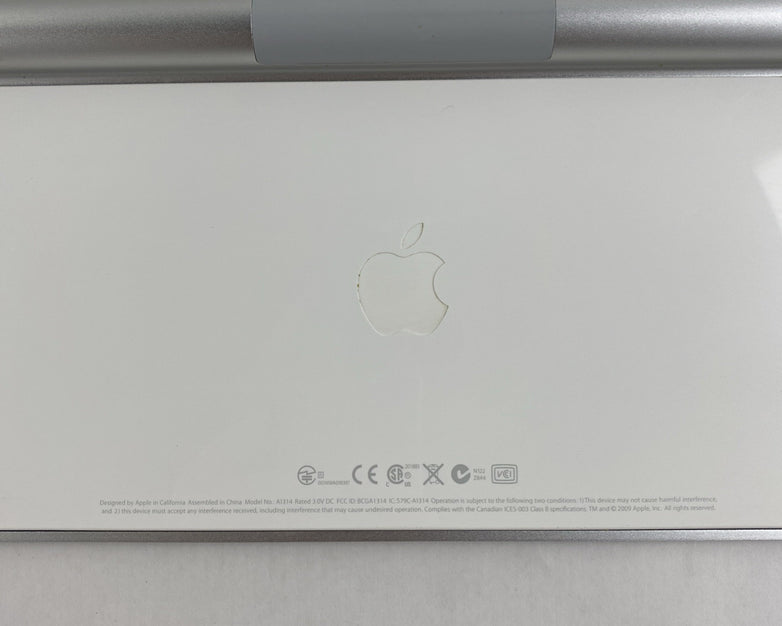 Apple A1314 Wireless Keyboard Power Tested No Mouse No Batteries