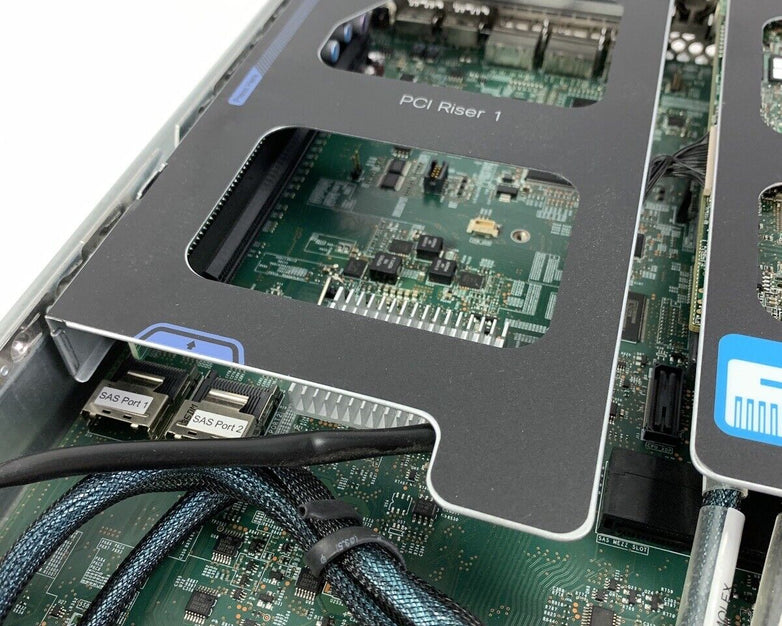Cisco UCSC-C220-M3S V01 Xeon E5-2609 2.40 GHz  32 GB RAM No OS No HDD