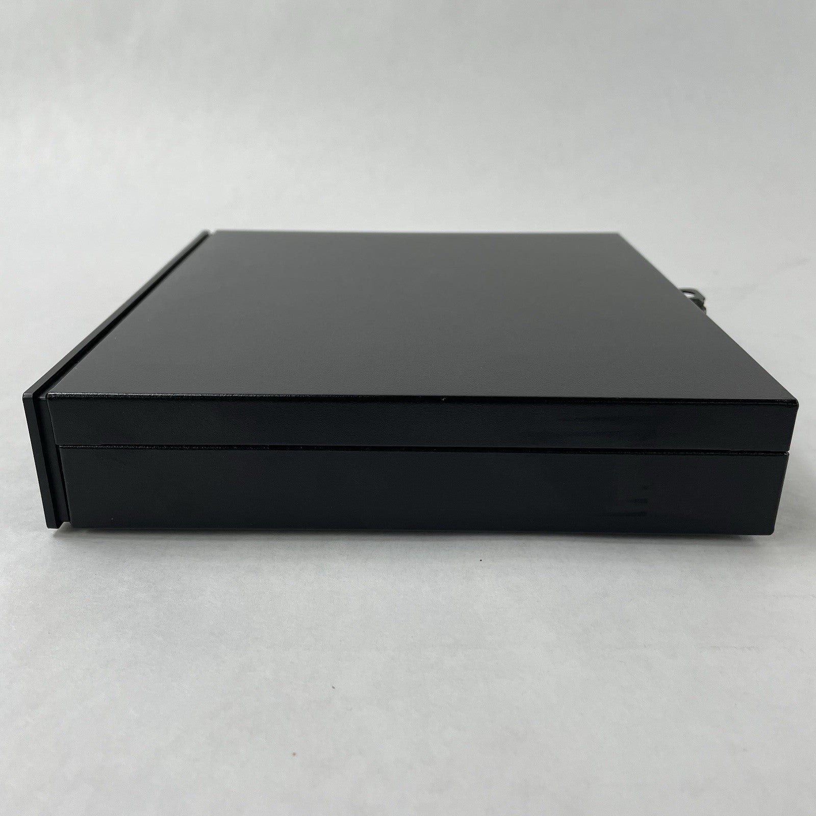 Dell Optiplex 3020M Micro i3-4160T 3.10 GHz 8 GB RAM No W/AC SSD/OS3
