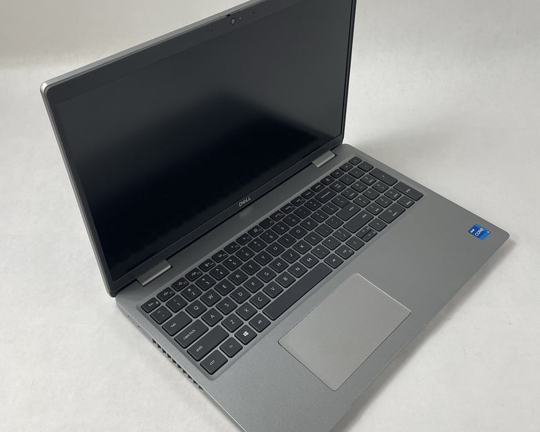 Dell Latitude 5520 15.6" i5-1135G7 2.4GHz 8GB RAM No SSD/OS/AC - Scratched Paint