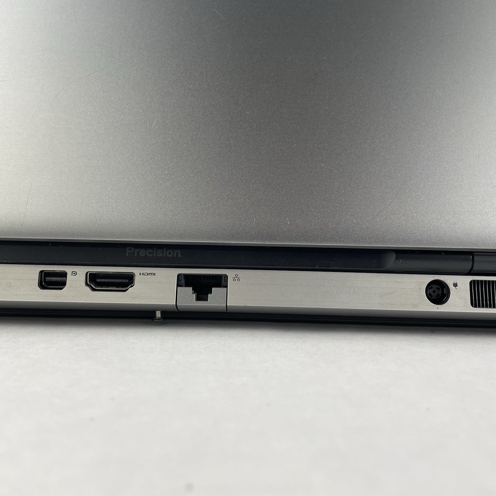 Dell Precision 7750 17.3" i7-10750H 2.60 GHz 16 GB RAM No SSD/OS/AC/Batt - READ10