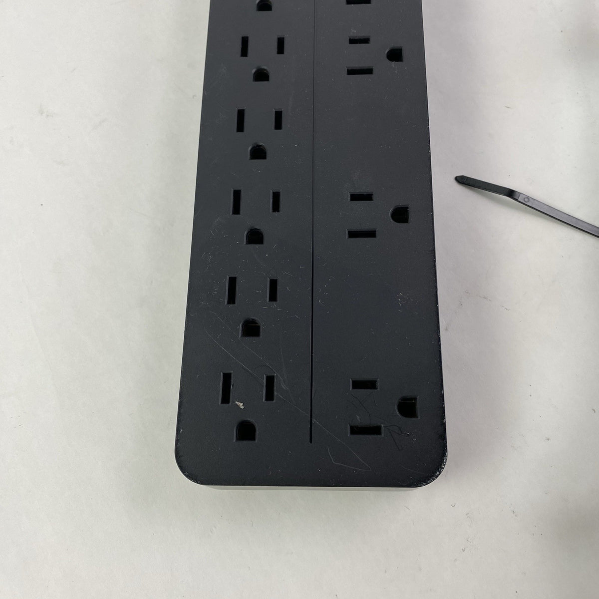 APC PH12 12 Outlet Surge Protected Power Strip - Lot of 25