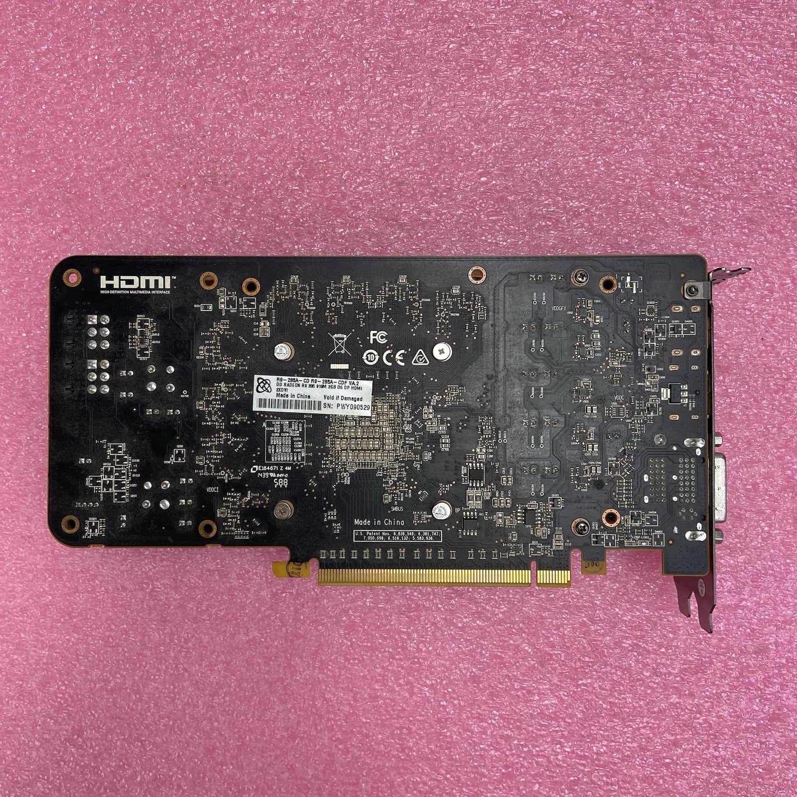 XFX Radeon R9 285 918M 2GB VRAM GDDR5 PCIe Graphics Card6