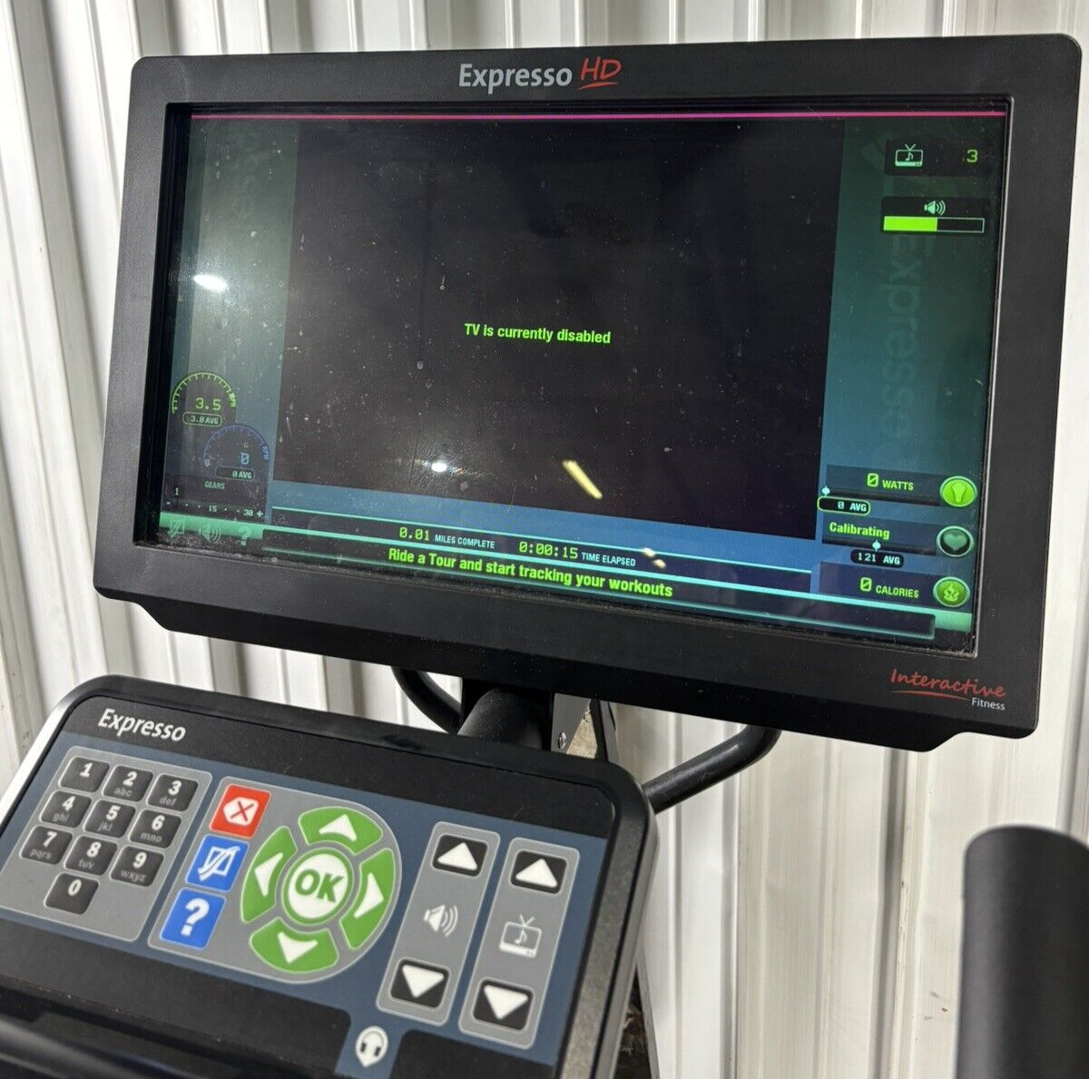 Expresso HD Interactive Upright Bike Tested Works Screen Freezes