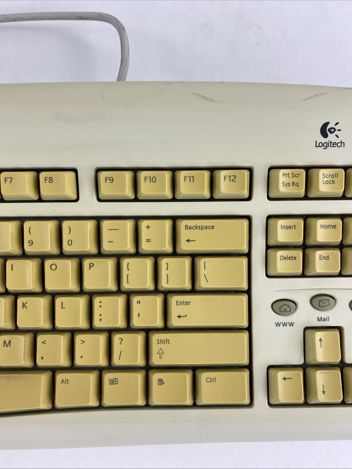 Logitech Y-SG13 PS/2 104-Key QWERTY Wired Membrane Keyboard5