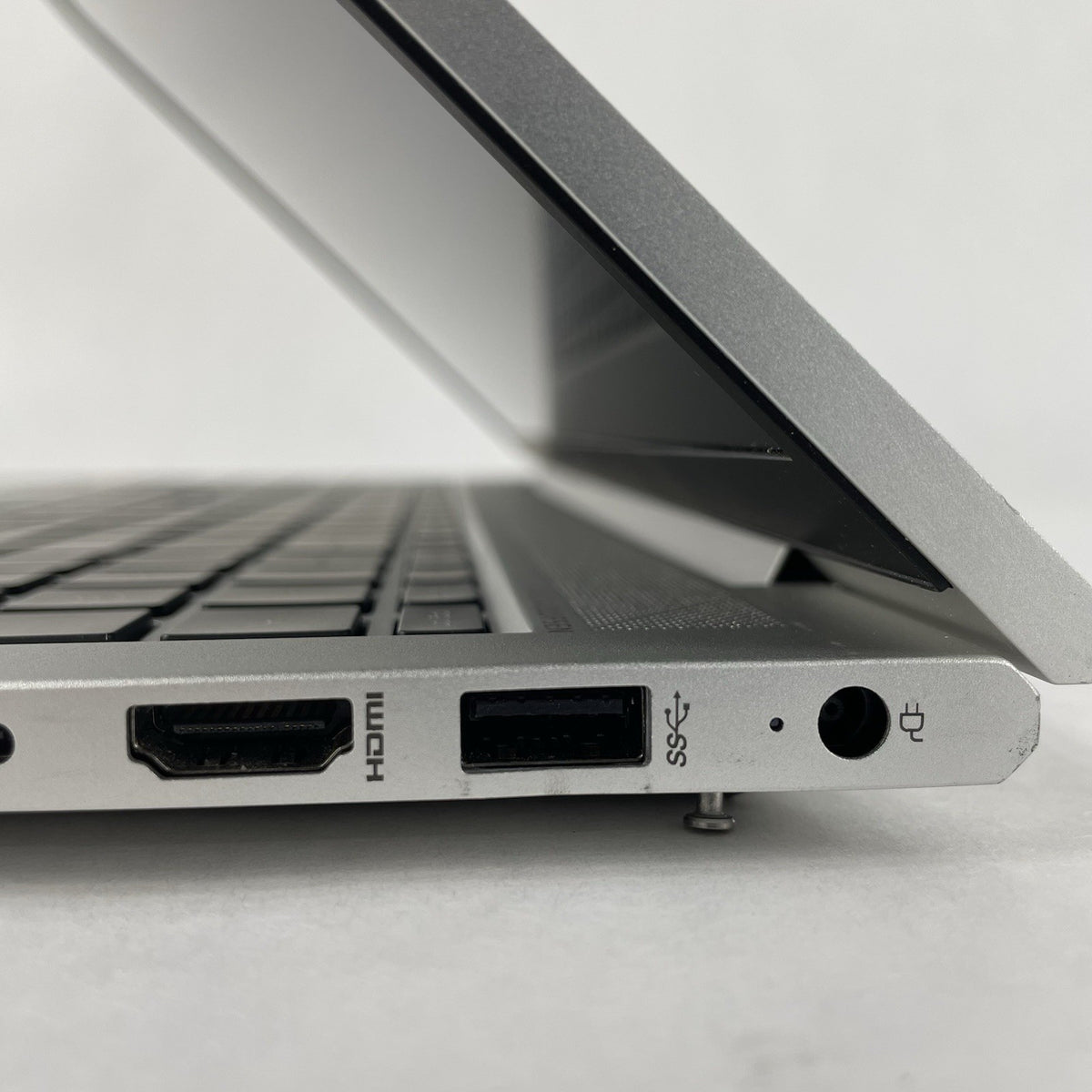 HP EliteBook 850 G8 15.6" i7-1185G7 3.00GHz 16GB RAM No SSD/OS/AC/Batt - Bad USB8
