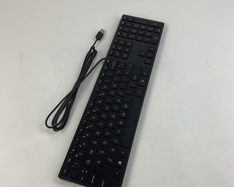 HP L969-001 Wired Desktop 320k & Halley USB Keyboard - Untested - Lot of 5