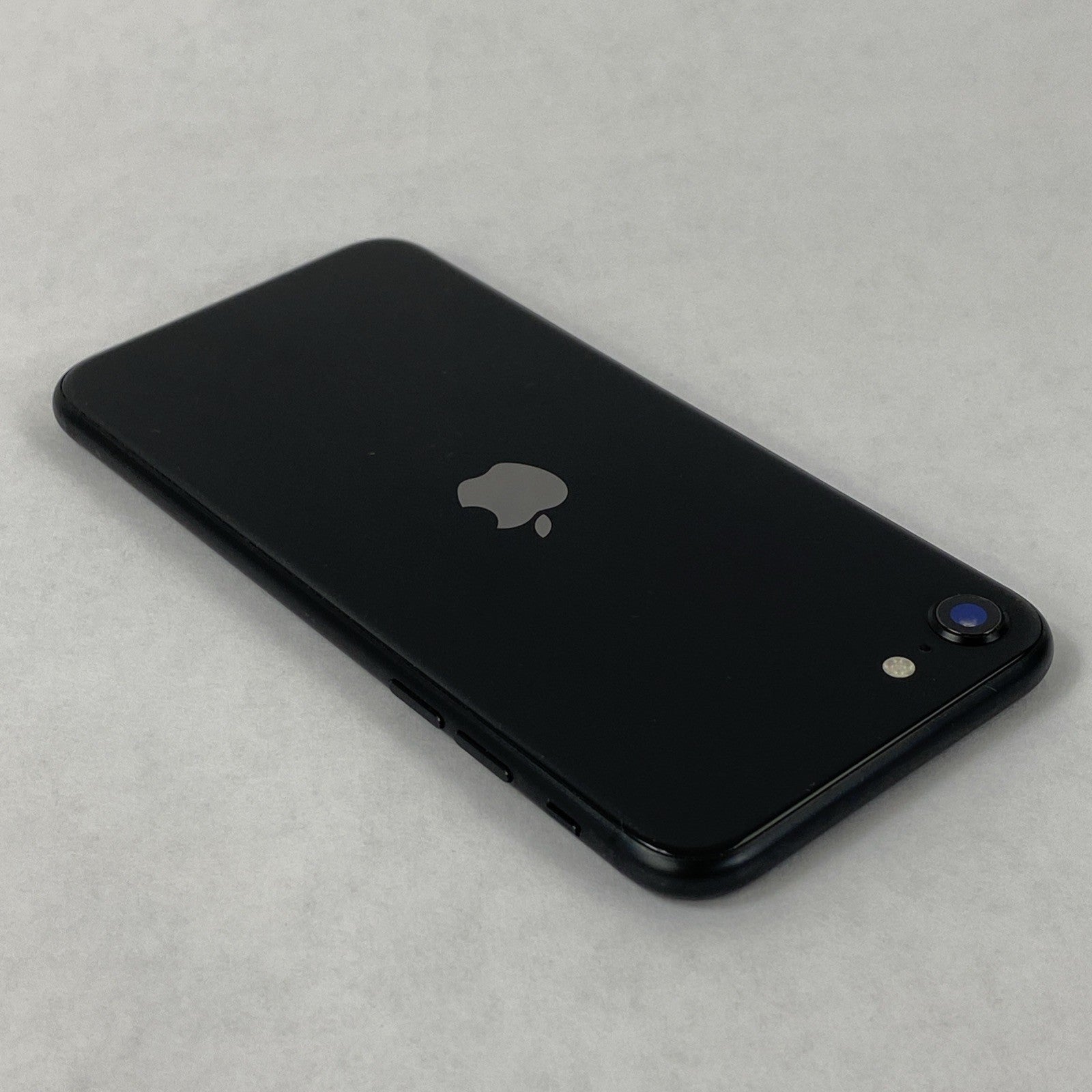 Apple iPhone SE 2nd Gen A2275 64GB AT&T 4.7" Black IOS 26.1 83% Battery Health15