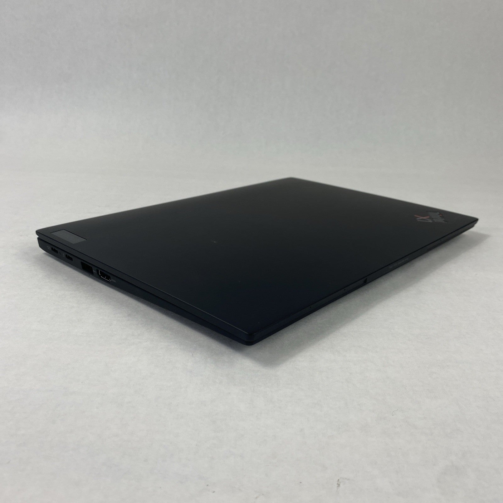 Lenovo ThinkPad X1 Carbon Gen 11 i7-1365U 1.80 GHz 16 GB RAM 14.0" No HDD No OS