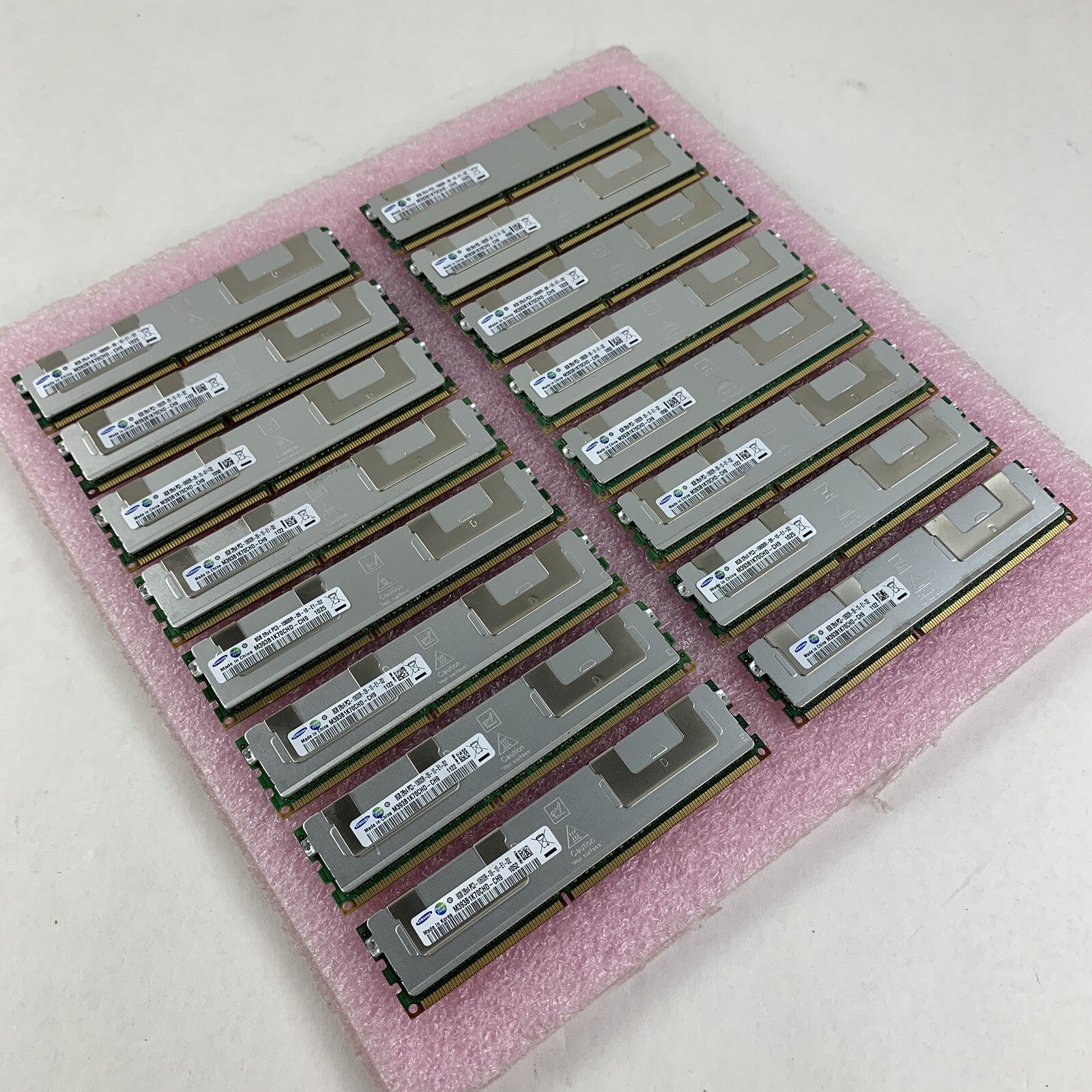 Samsung M393B1K70CHD-CH9 Shielded Server Memory 8 GB DDR3 SDRAM Lot of 16