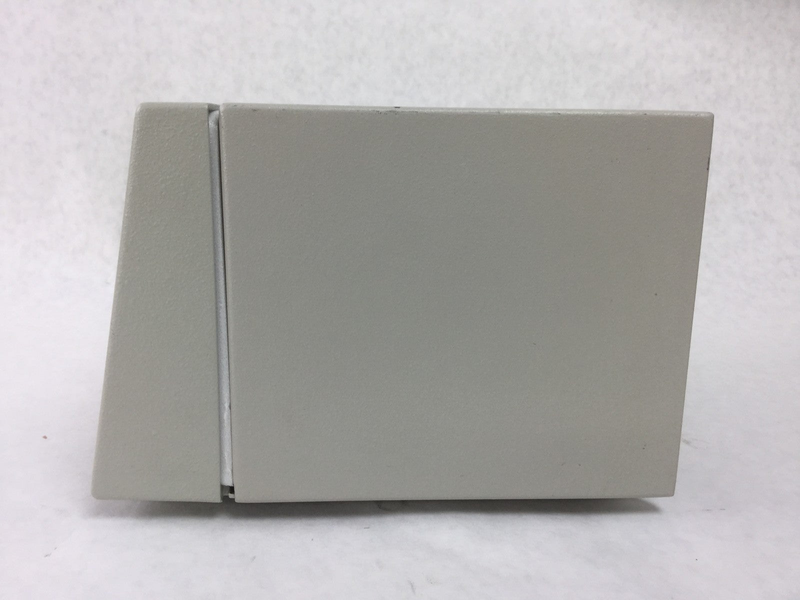 Bird Partner IIi Monitor 15370  Untested  Powers On Includes Power Cord