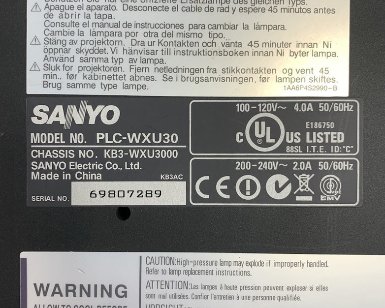 Sanyo PLC-WXU30 LCD Lamp Projector - Needs New Lamp No Remote
